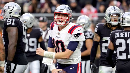 Bedard: 3 Sequences to a debacle - Goal line offense, situational defense, final drive are epic fails taken at BSJ Headquarters (Patriots)